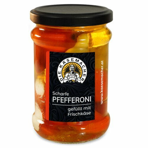 Pfefferoni mit Frischkäse Füllung scharf Pfefferoni mit Frischkäse Füllung scharf