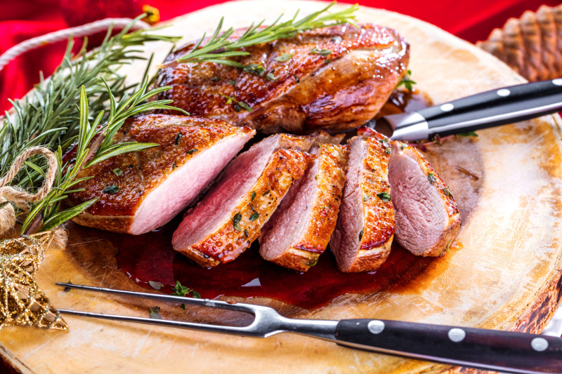 Gänsebrust mit Knochen 900g Gänsebrust mit Knochen 900g